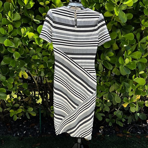 Badgley Mischka Navy Sheath Striped Dress Size 2 - Picture 7 of 13